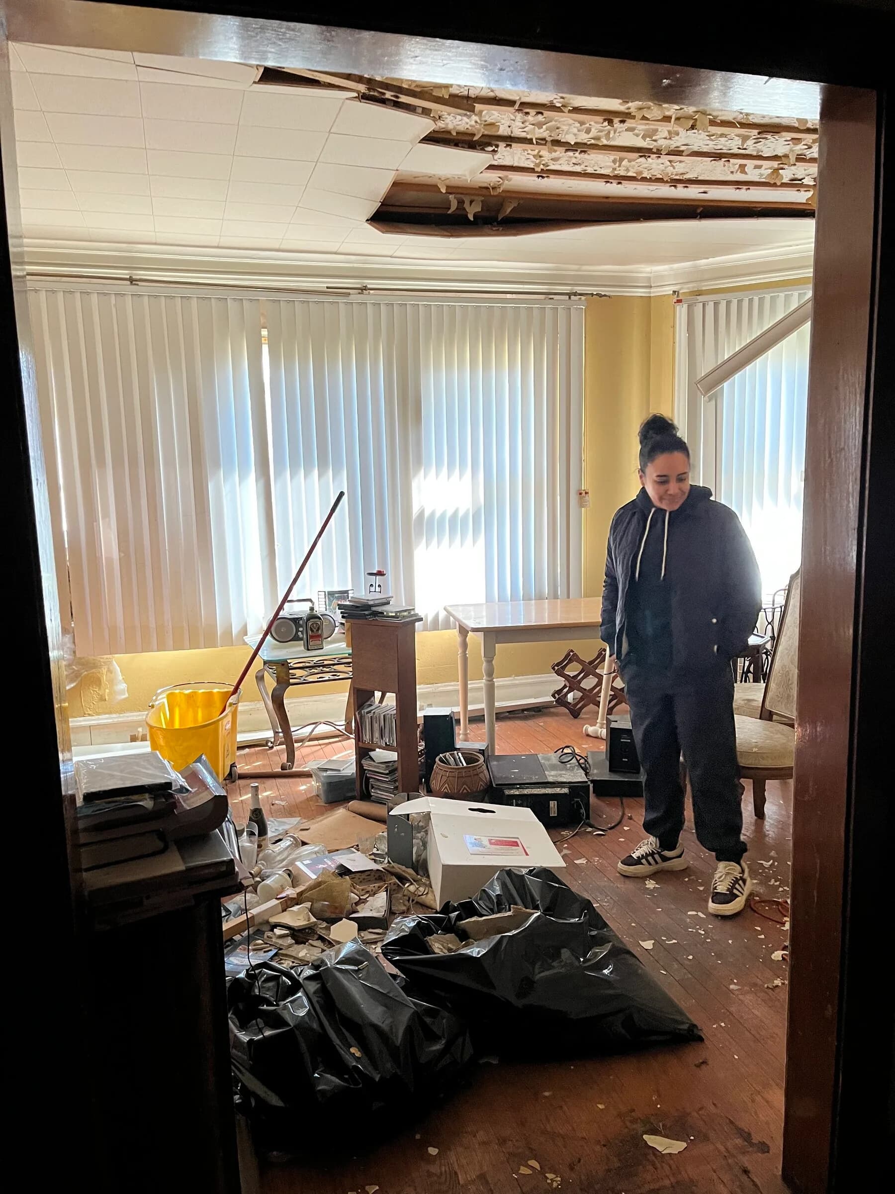 Karen of dello investments evaluating a home for an as-is sale
