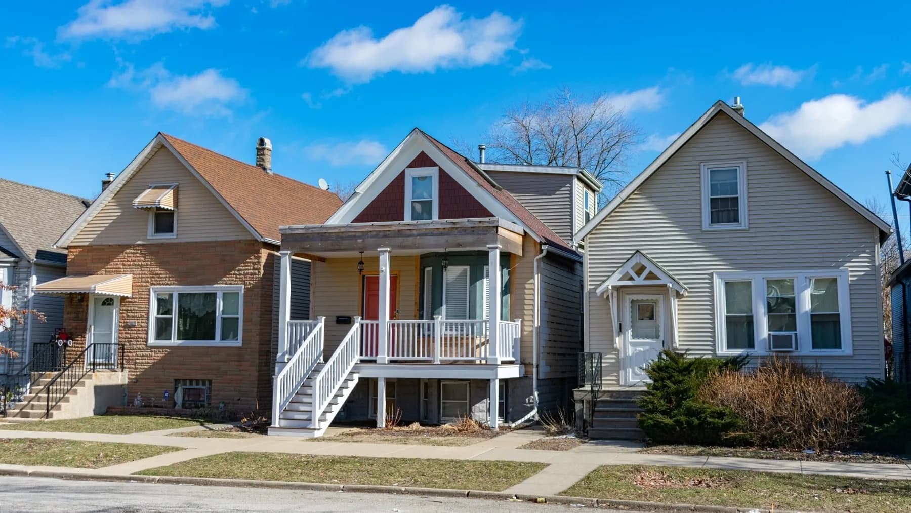 Cash home buyers in chicago at an appointment evaluating a home.