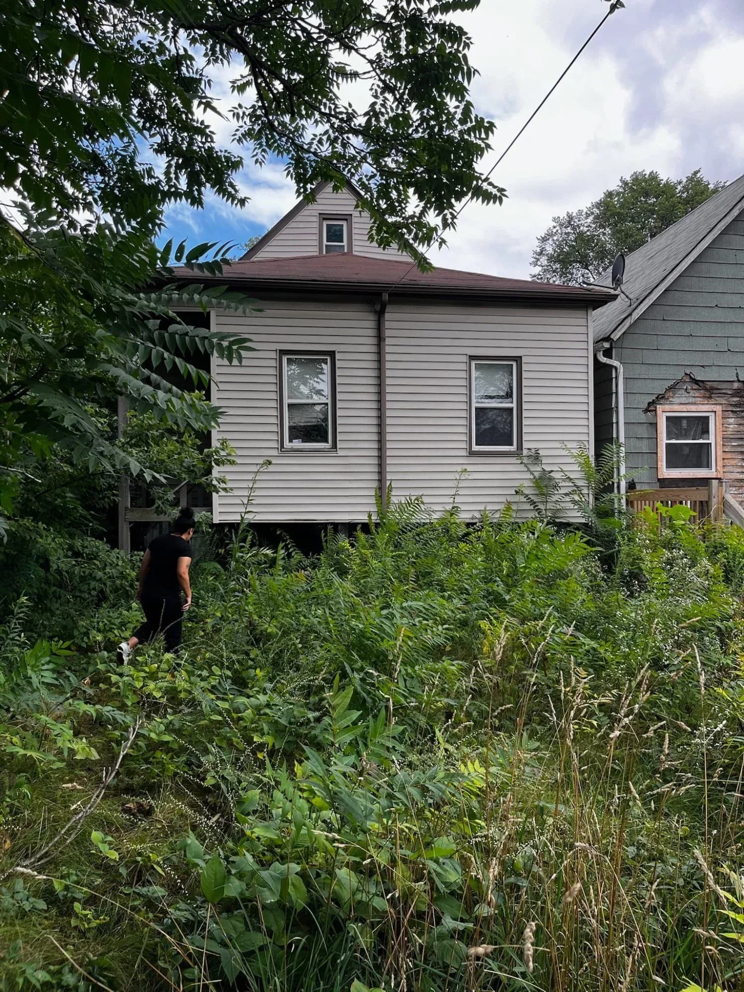 We buy vacant houses in englewood chicago 60636