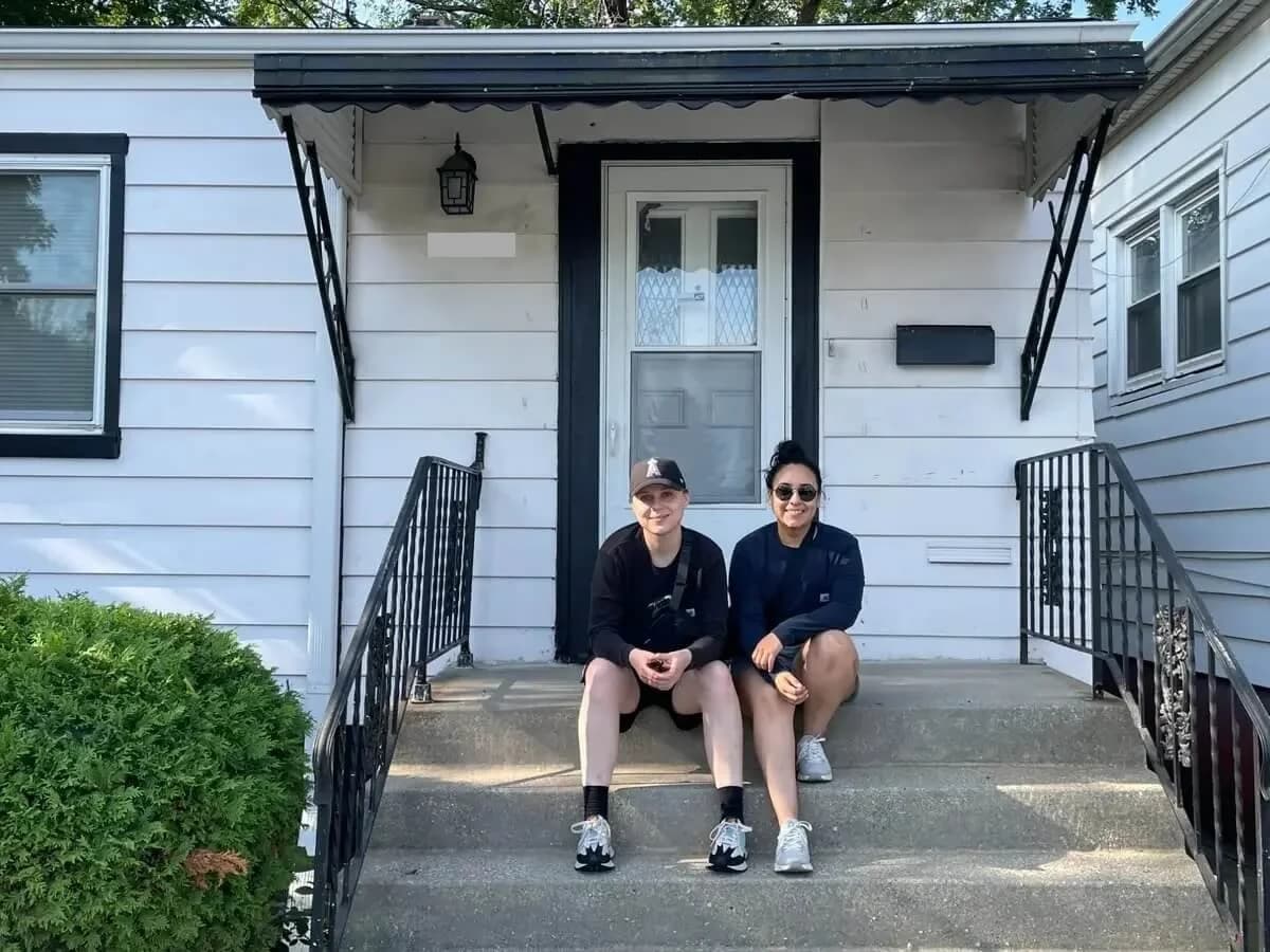 Alexa and Karen of Dello Investments